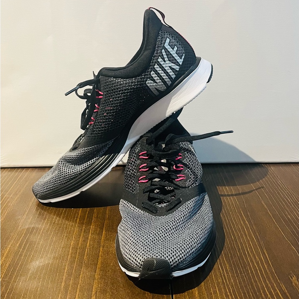 Nike- Zoom Strike Women’s tennis shoes